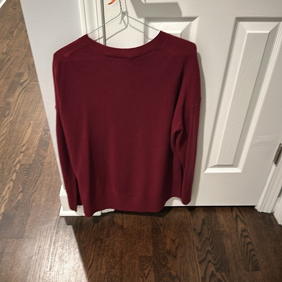 Theory Karenia 100% Cashmere Sweater - Picture 3 of 4